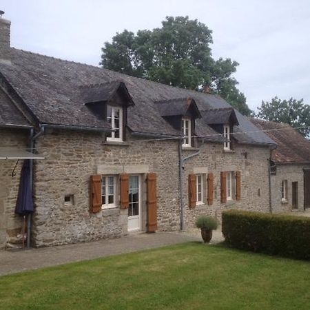Bed and Breakfast La Grange O Belles Champfremont Екстер'єр фото